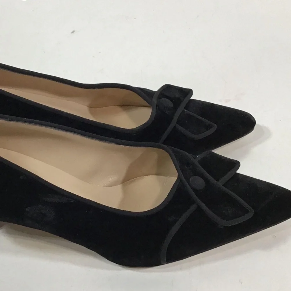 Manolo Blahnik Black Velvet Women's Kitten Heels Shoes Size 36.5